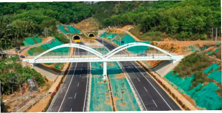 五指山急弯到三亚直路，这条赛道如何设计？